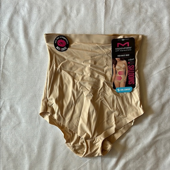 Maidenform High Waist Briefs in Beige - Picture 1 of 5